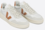 V90 wht umber